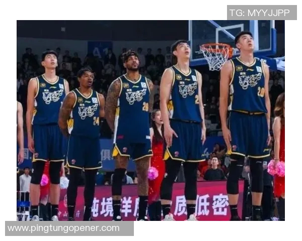 广东队与新疆队激战第31轮争夺季后赛席位的关键之战