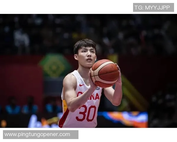 徐杰：从青涩新星到篮球场上的闪耀巨星成长之路与未来展望